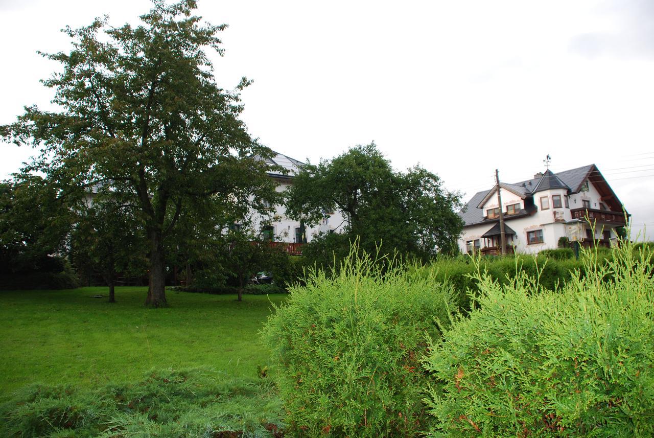 Hotel Alpenhof Markneukirchen Exterior foto